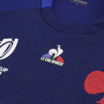 maillot-manches-courtes-de-rugby-replica-france-2023-adulte (1)