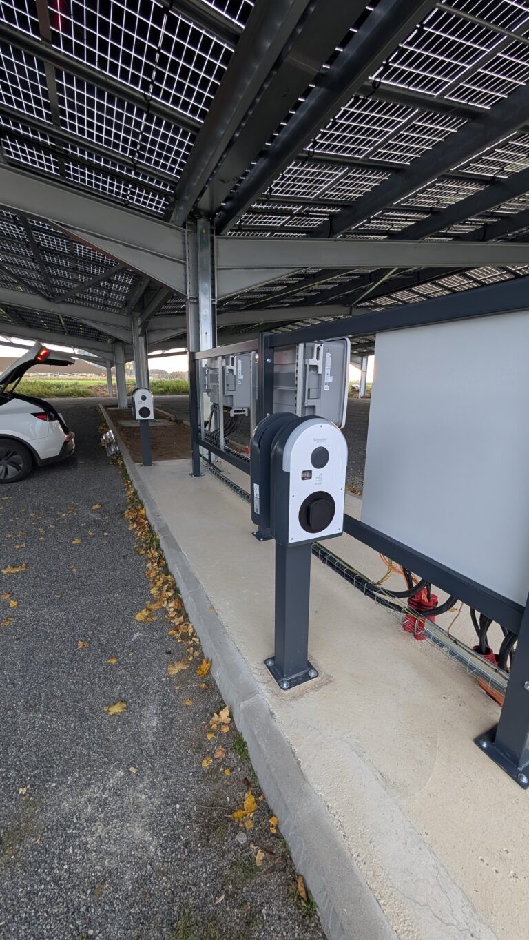 borne recharge entreprise Longessaigne