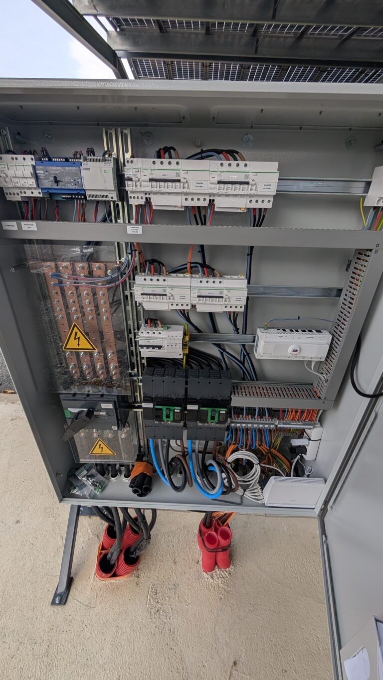 borne recharge entreprise Longessaigne