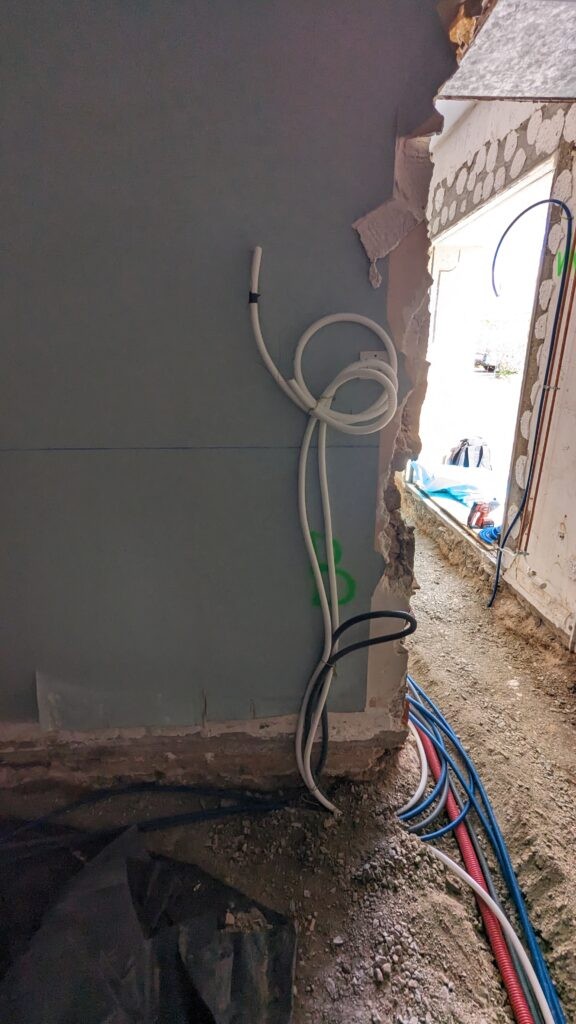 Intégration domotique KNX en rénovation pisé