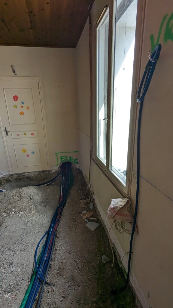 Intégration domotique KNX en rénovation pisé