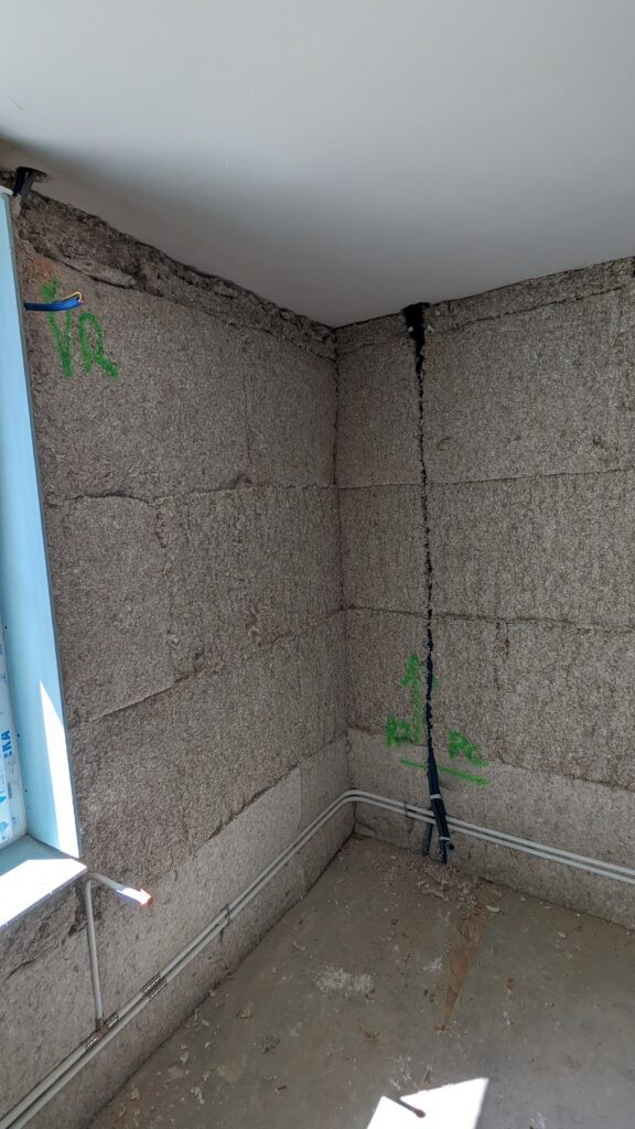 Intégration domotique KNX en rénovation pisé